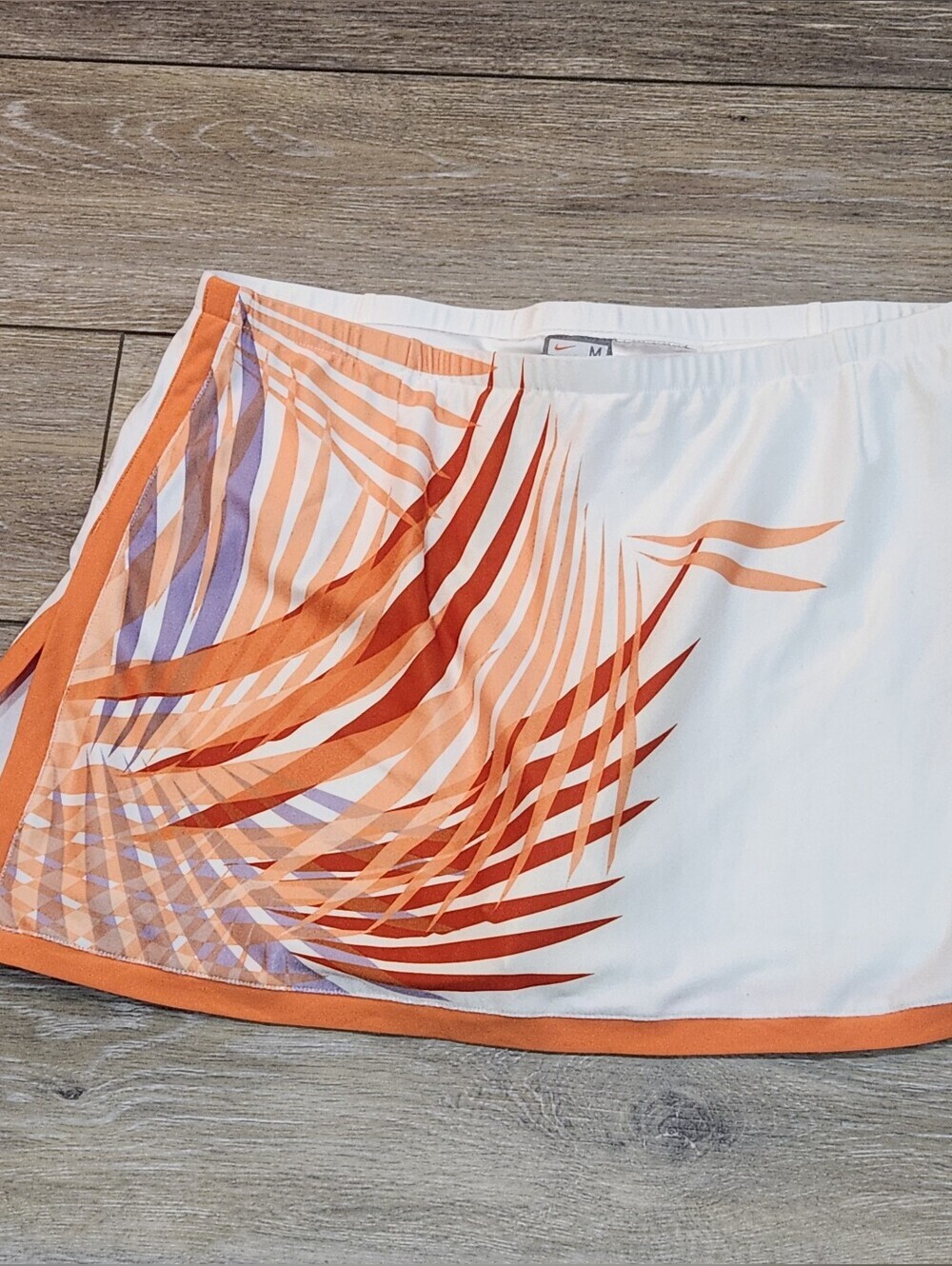 Nike Women’s  Tree Palms Orange and White Athletic Skort Size Medium